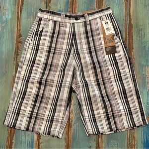 South Pole NWT Sz 30 (28” Waist) Plaid Mens Walking Golf Shorts White And Black